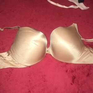 VICTORIAS SECRET VERY SEXY PUSH-UP BRA NUDE 34D